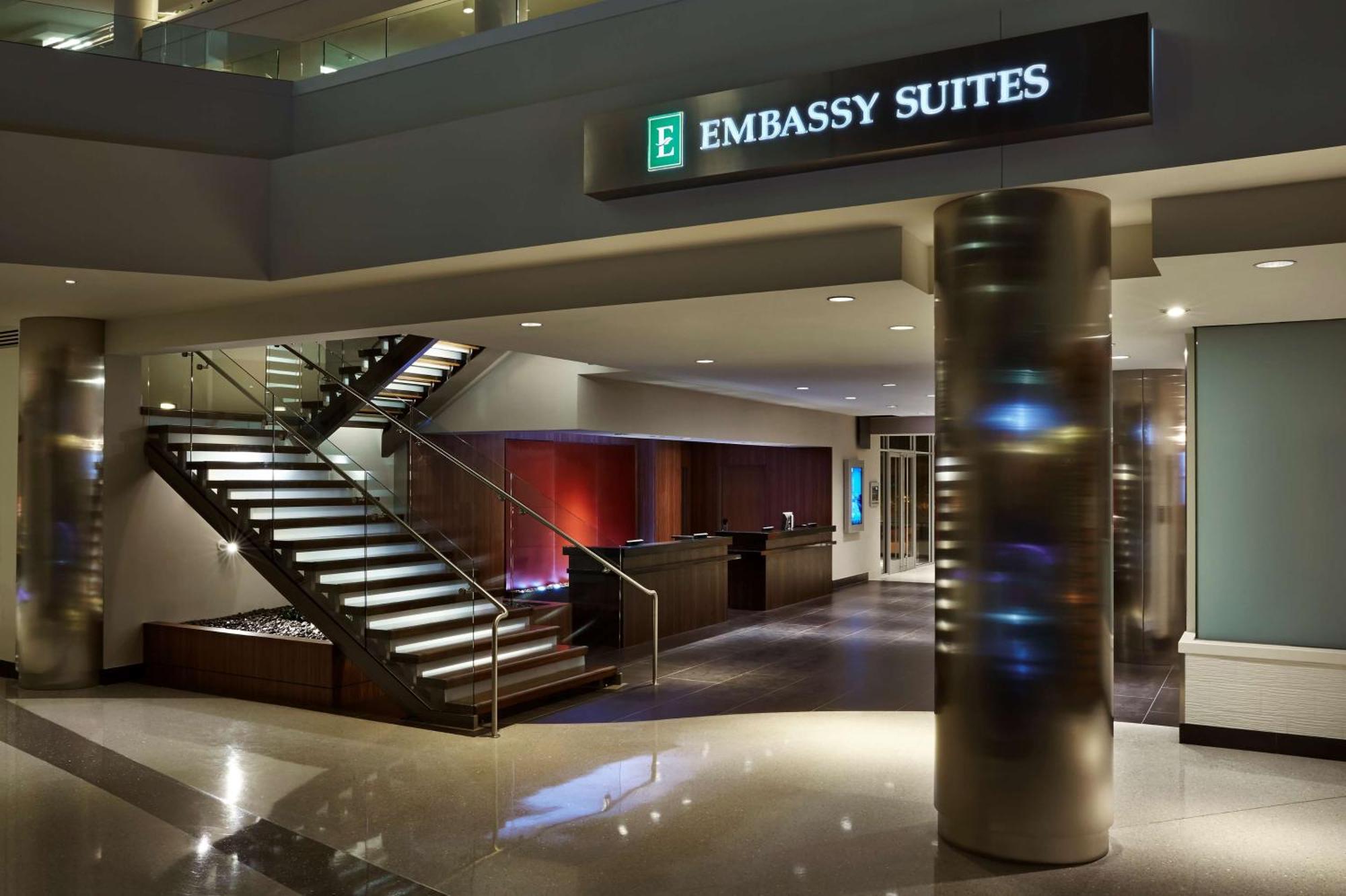 Embassy Suites By Hilton Washington Dc Chevy Chase Pavilion Exteriér fotografie